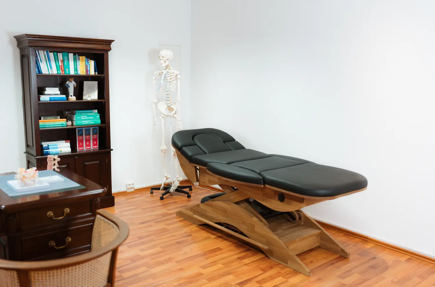 Klinik von Schmerzpraxis Qorrolli 